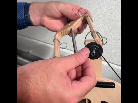 Louet S95 Victoria Spinnrad – gefaltet