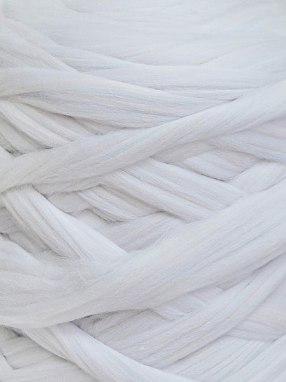Kromski Merino Kammzug Premium in Auster, Farbe 280