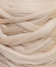Kromski Merino Kammzug Premium in Naturbeige, Farbe 220